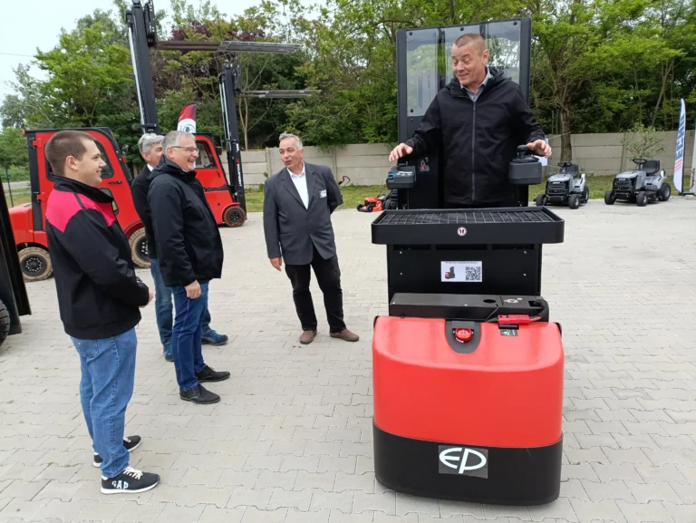 Anyagmozgatás nyíltnap